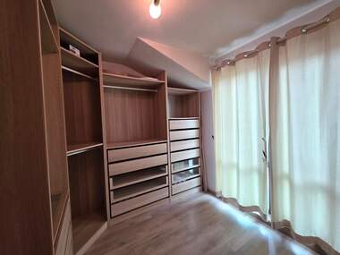 For sale - Apartment in Ovcharski,  Haskovo