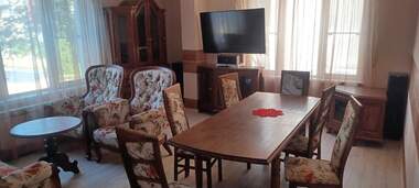 Închiriere - Apartament în Center,  Ruse