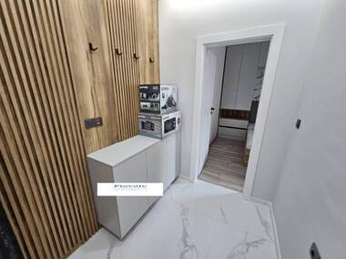 Verkauf - Wohnung in Mladejki halm,  Plowdiw