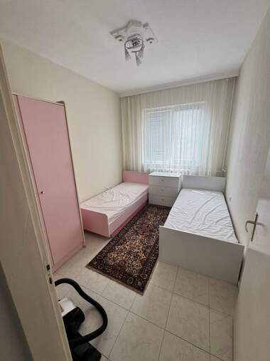 Închiriere - Apartament în Kărșiaka,  Plovdiv