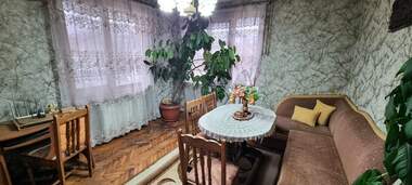 Vânzare - Etaj din casă în Dobrovski,  Razgrad