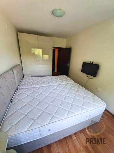 Închiriere - Apartament în Lazur,  Burgas