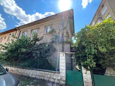 For sale - Floor of a house in Kazanlak,  Stara Zagora