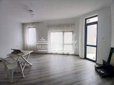 Vânzare - Apartament în Tombul Djamia,  Șumen