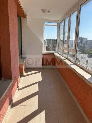 Vânzare - Apartament în Levski,  Varna