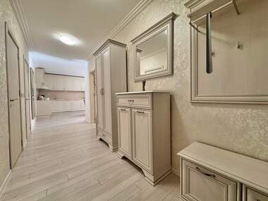 Închiriere - Apartament în Lazur,  Burgas