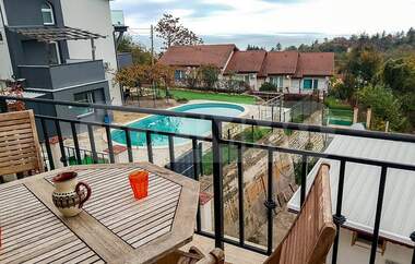 Satış - Apartman olarak Balçik,  Dobriç