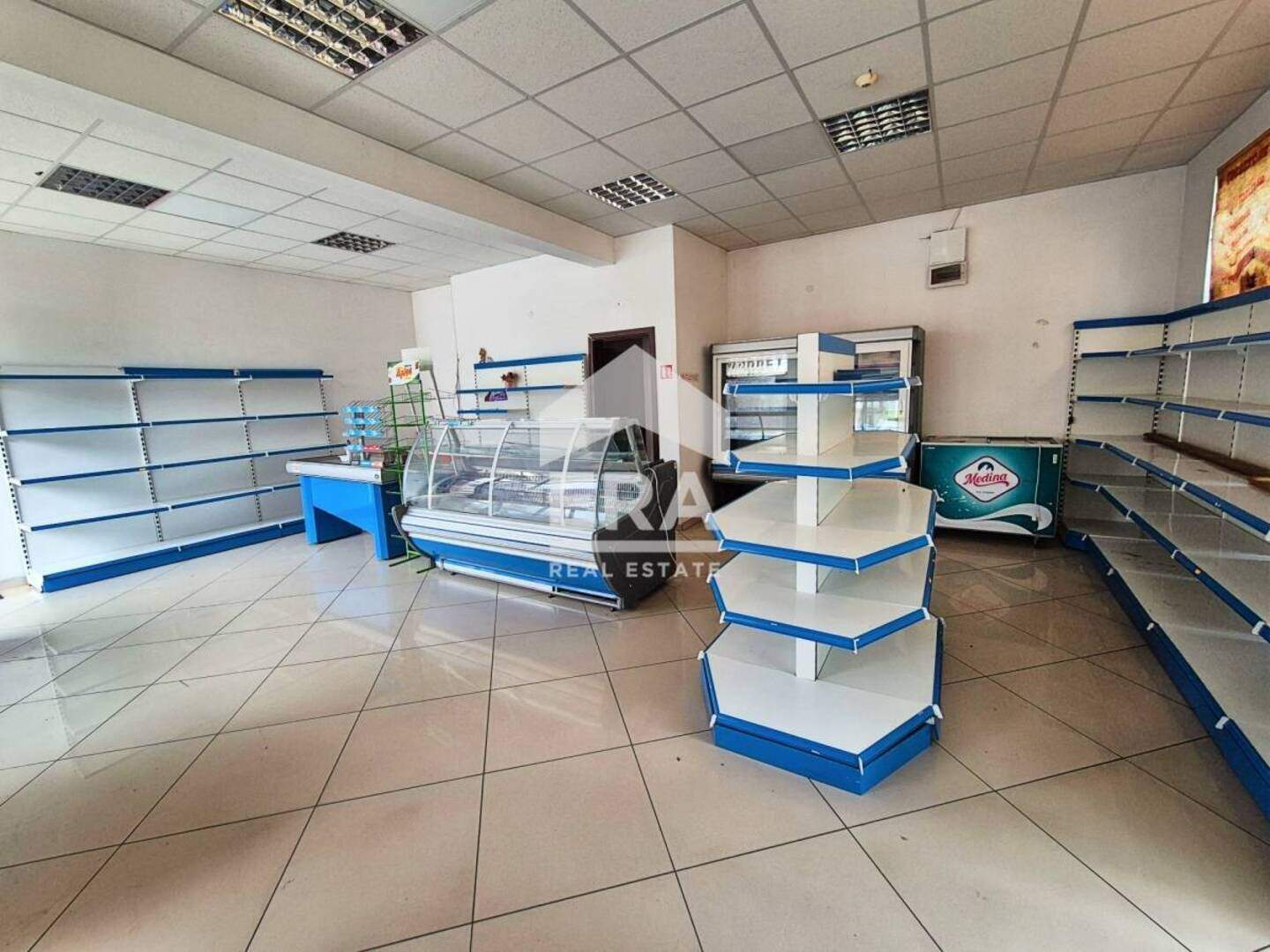 Dükkan olarak Vazrojdentsi, Kırcaali – fotoğraf 5