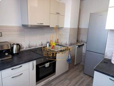 Vânzare - Apartament în Liatno kino Trakia,  Varna