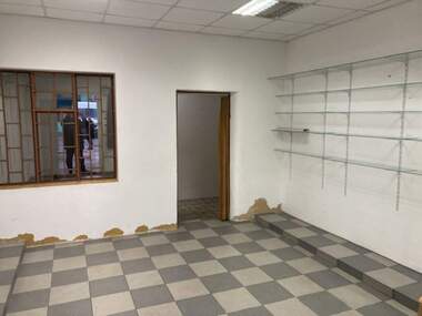 Vânzare - Depozit/Birou/Magazin/Spațiu industrial/Service auto/Spațiu de depozitare în Skladova baza,  Vrața