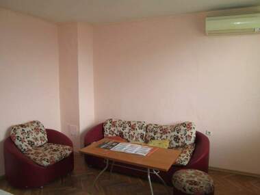 Închiriere - Apartament în Akația,  Veliko Tărnovo