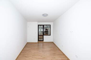 Vânzare - Apartament în Kărșiaka,  Plovdiv