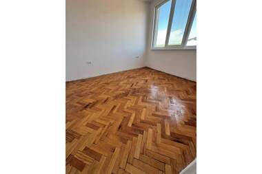For sale - Apartment in Varosha,  Targovishte