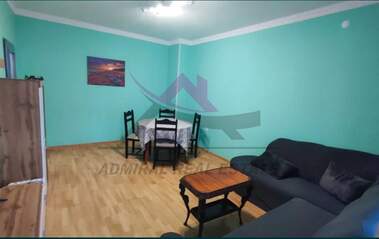 Kira - Apartman olarak Liatno kino Trakia,  Varna