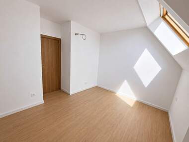 Vânzare - Apartament în Liulin-țentăr,  Sofia
