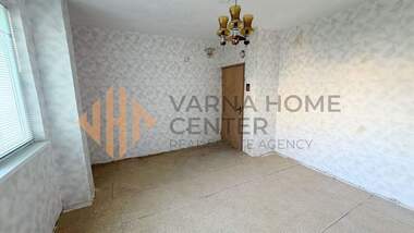 Vânzare - Apartament în Zimno kino Trakia,  Varna