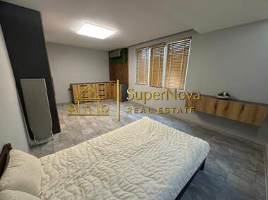 Închiriere - Apartament în Voevodski,  Haskovo