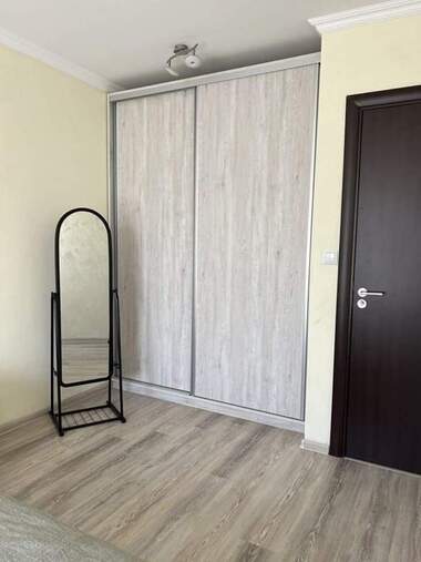Închiriere - Apartament în Mladejki hălm,  Plovdiv