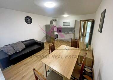 For rent - Apartment in Kolhozen pazar,  Varna