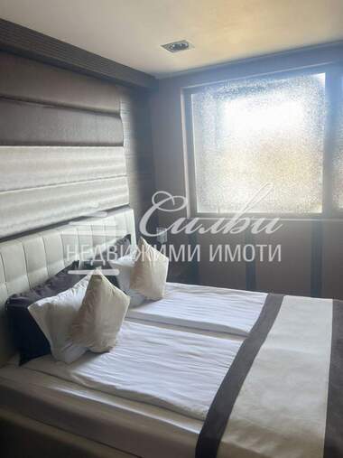 Продажба - Апартамент в Център,  Шумен