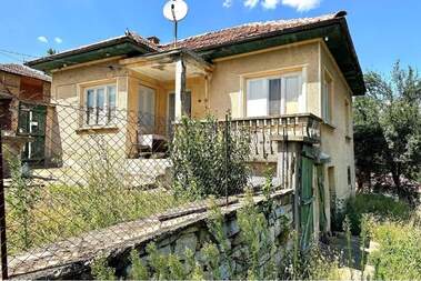 Vânzare - Casă în Dobromirka,  Gabrovo