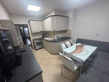 Vânzare - Apartament în Slaveîkov,  Burgas