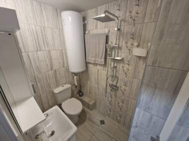 Închiriere - Apartament în Lazur,  Burgas