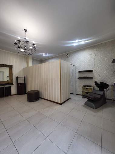 Vânzare - Salon de frumusețe/Birou/Magazin/Depozit/Cabinet de stomatologie în Idealen țentăr,  Pazardjik