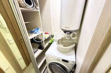 Închiriere - Apartament în Center,  Varna