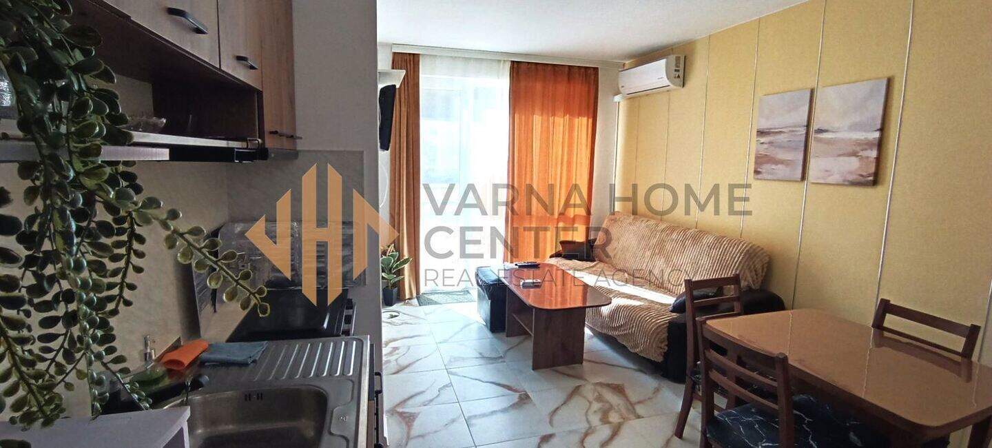 Тристаен Апартамент в Златни Пясъци, Варна – снимка 2