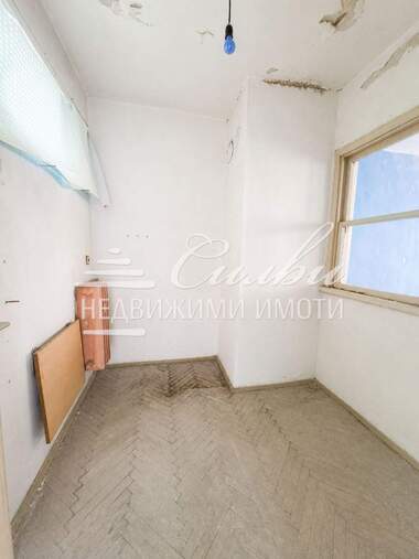 For sale - Apartment in Dobrudjanski,  Shumen