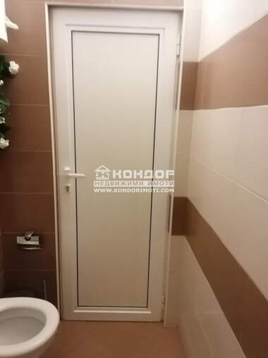 Наем - Апартамент в Кючук Париж,  Пловдив