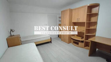 Închiriere - Apartament în Hășove,  Ruse