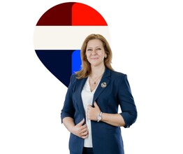 Радостина Николова