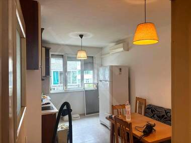 For rent - Apartment in Kolhozen pazar,  Varna