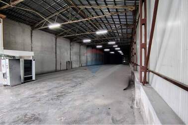 Ενοίκιο - Κτίριο σε Добруджански,  Шумен