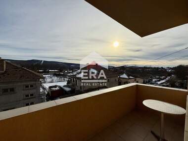 Verkauf - Etage von Haus in Parwomayzi,  Weliko Tarnowo