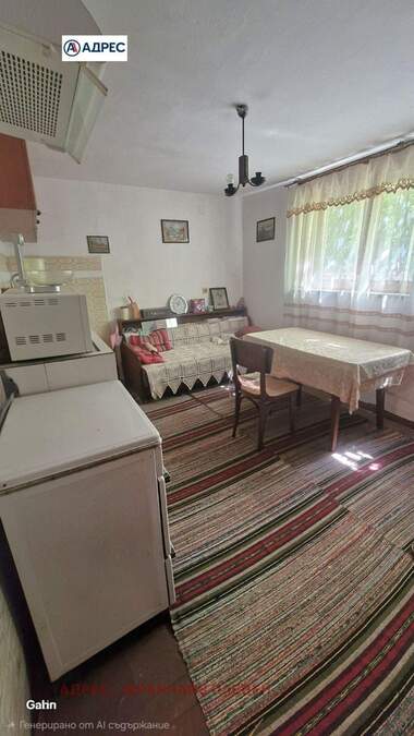 Продажа - Дом в Луковит,  Ловеч