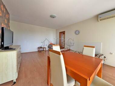 Vânzare - Apartament în Elenite,  Burgas