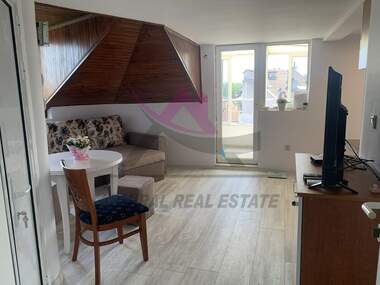 For rent - Apartment in VINS - Cherven ploshtad,  Varna