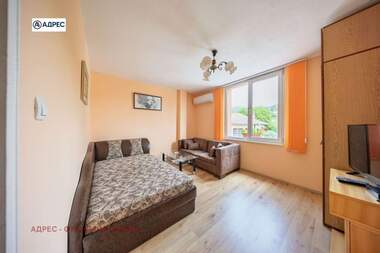 Vânzare - Apartament în Aprilți,  Lovece