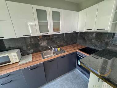 Miete - Wohnung in Zentar,  Burgas