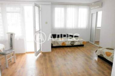 Miete - Wohnung in Zentar,  Burgas