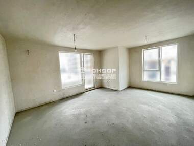 Vânzare - Apartament în Hristo Smirnenski,  Plovdiv