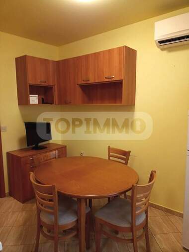 Închiriere - Apartament în VINS - Ceerven ploștiad,  Varna