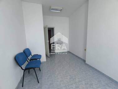 Ενοίκιο - Γραφείο σε Дружба 1,  Хасково