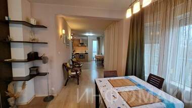 Închiriere - Apartament în Lazur,  Burgas