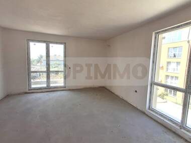 Vânzare - Apartament în Pceelina,  Varna