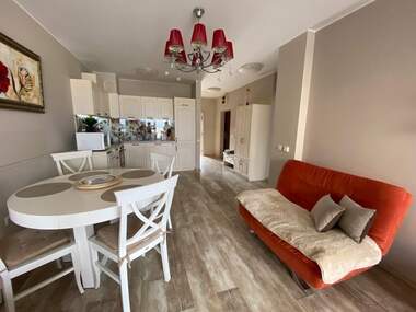 Închiriere - Apartament în Zornița,  Burgas