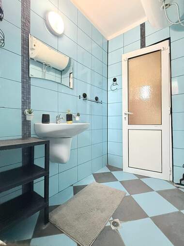 Închiriere - Apartament în Sarafovo,  Burgas